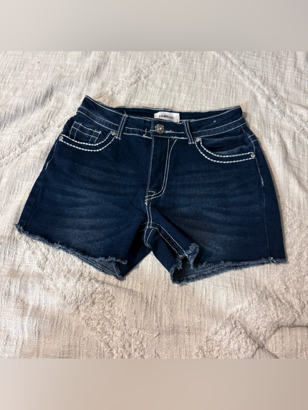 Size 7/8 BAMBOO Dark Navy Denim Frayed Hem Women's Shorts